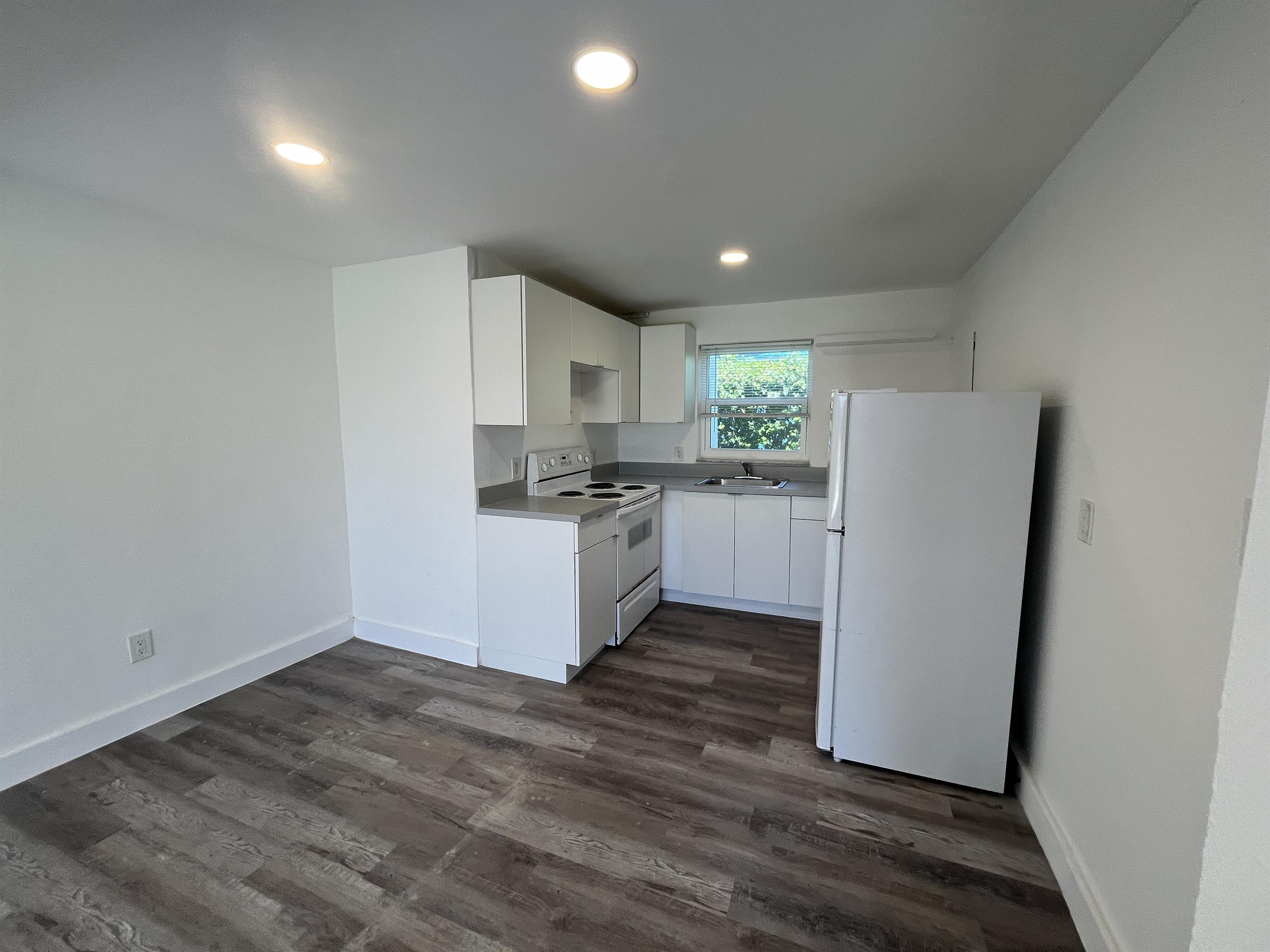 1725 NE 148th St  Unit 01