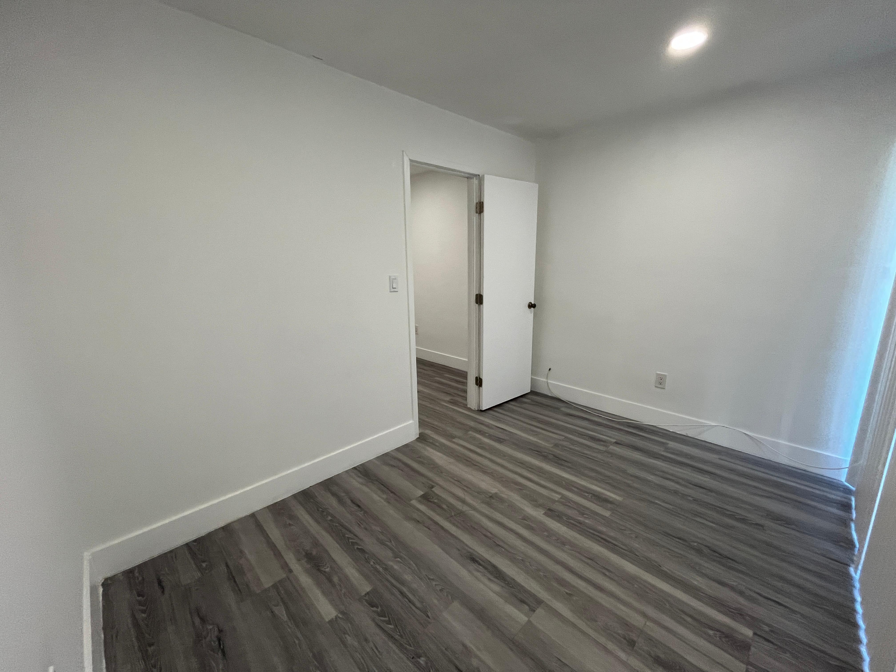 14280 Northeast 6th Avenue - 6