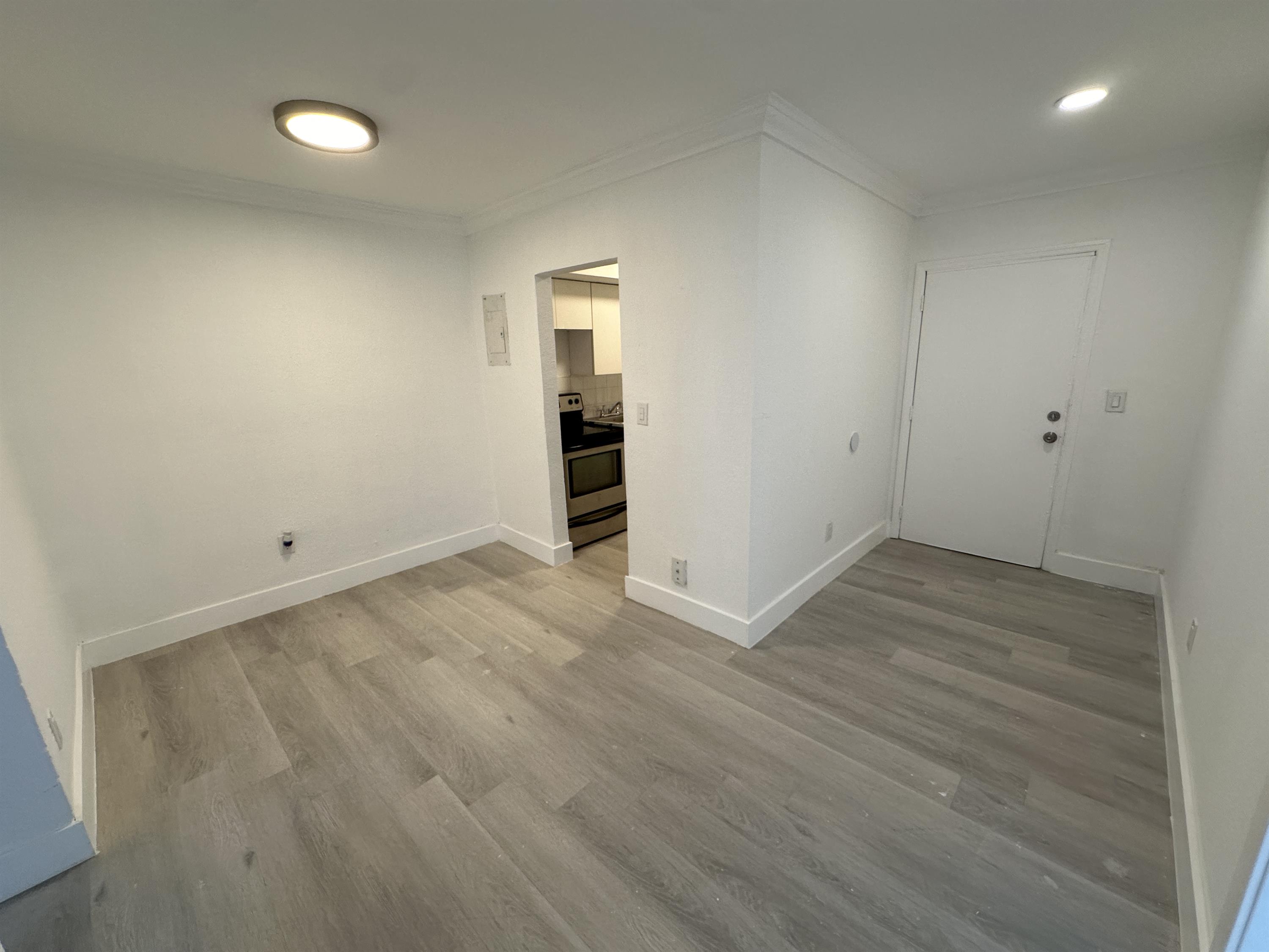 1949 NE 172nd St Unit 04