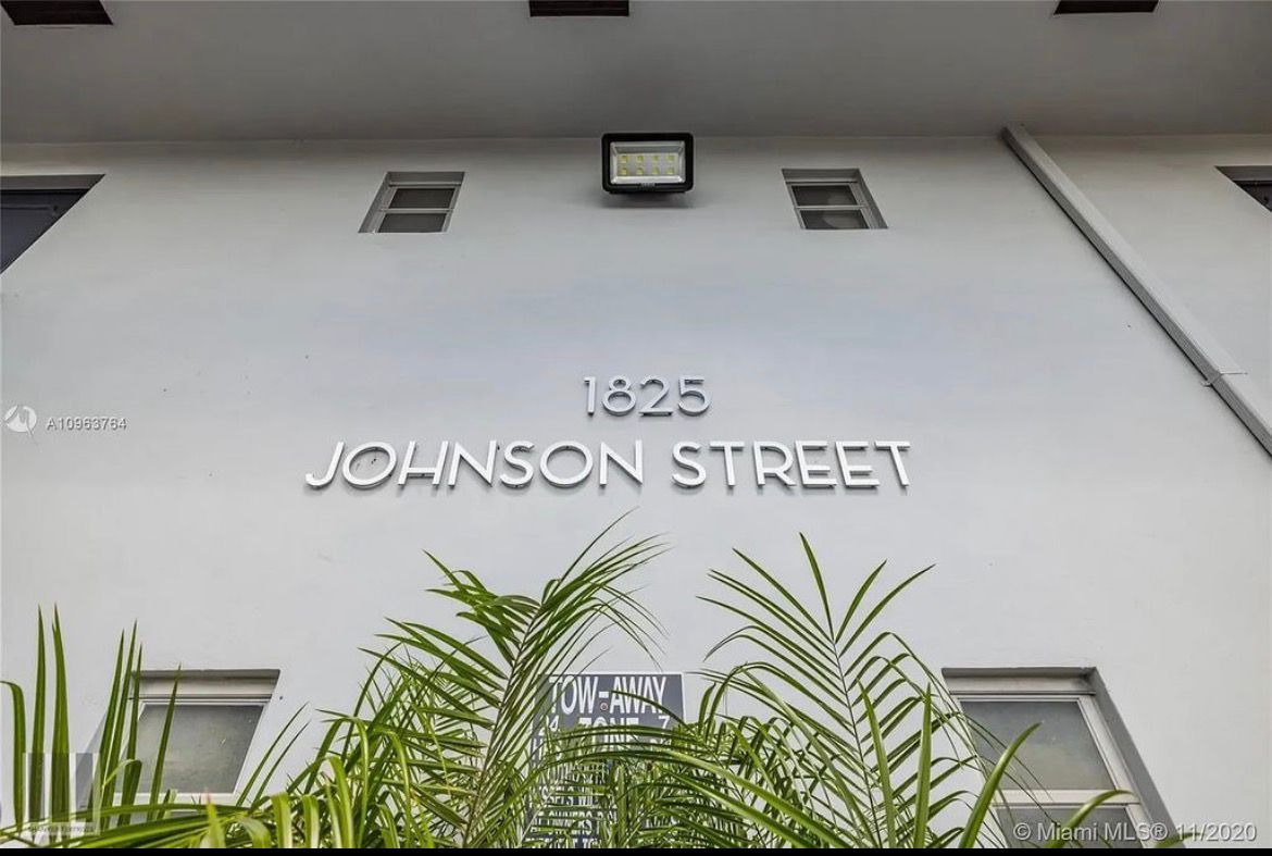 1825 Johnson Street - 104